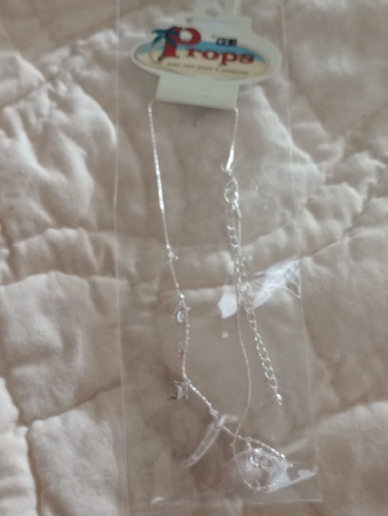 🌷$2 Bundled NWT WEI Gorgeous Silver Dolphin Necklace with Pink Stones - Picture 8 of 9